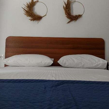 Apartamento New Era Polychrono Exterior foto